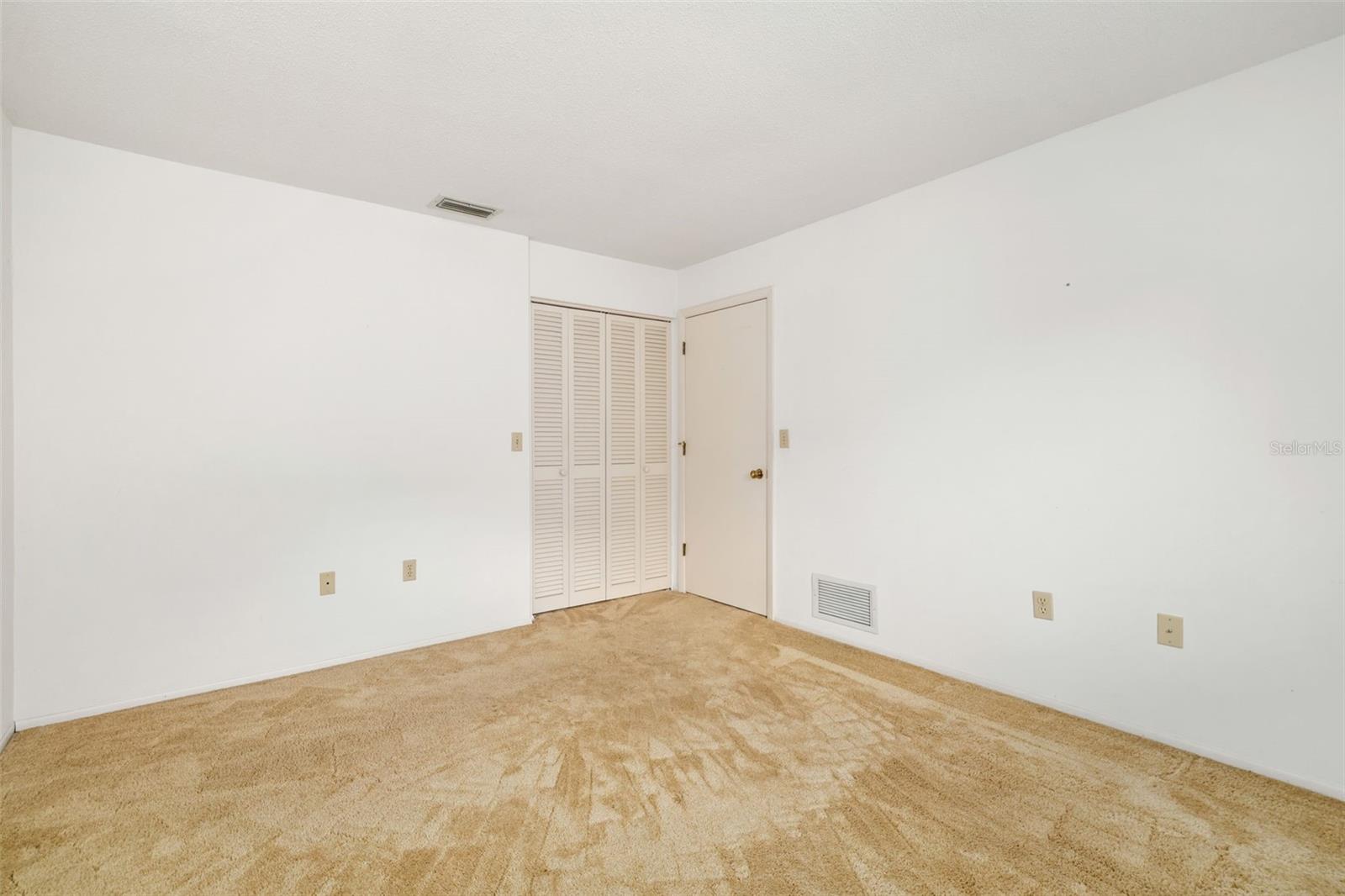 Image 26 of 69 For 3640 Aster Drive