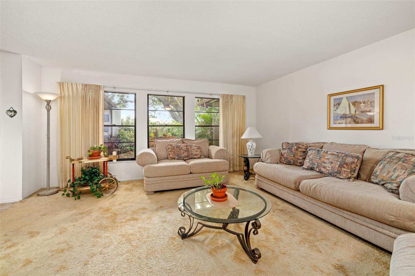 Image 6 of 69 For 3640 Aster Drive