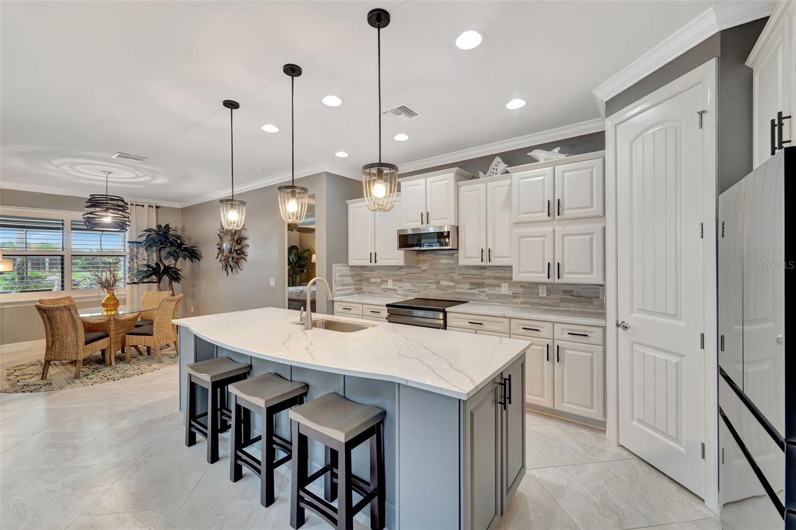 Image 10 of 57 For 13861 Karina Street
