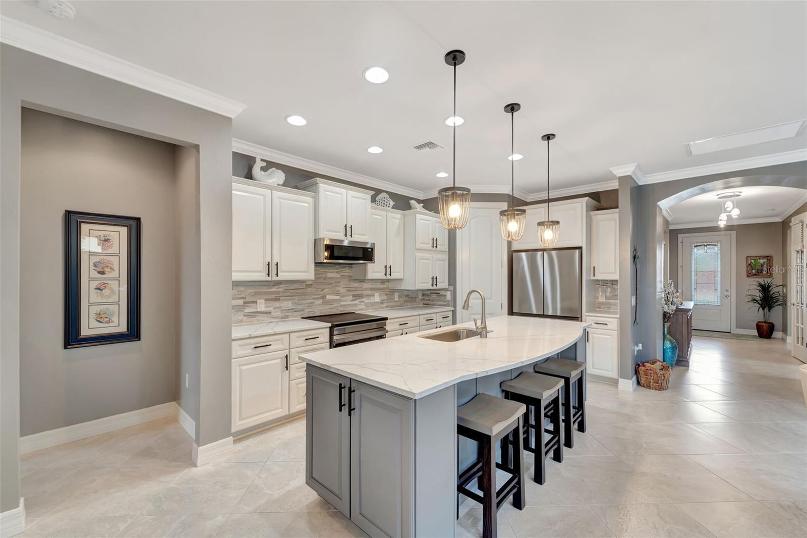 Image 13 of 57 For 13861 Karina Street