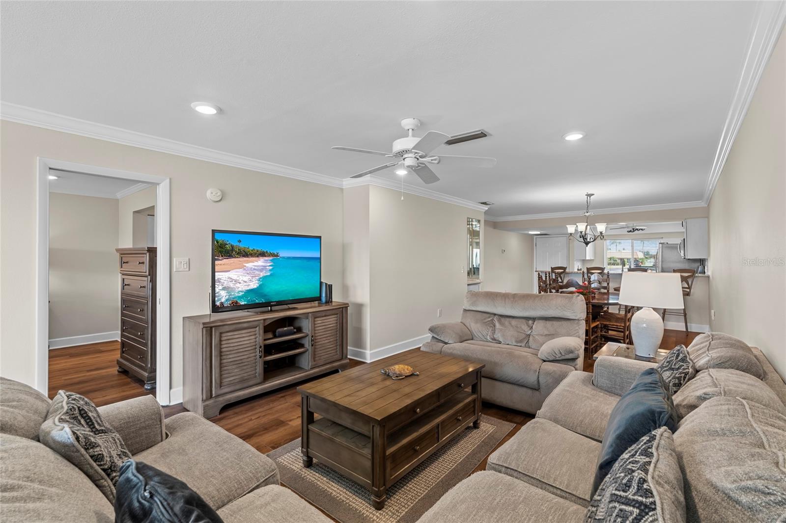 Image 13 of 61 For 19029 Us Highway 19 N Apt #33a