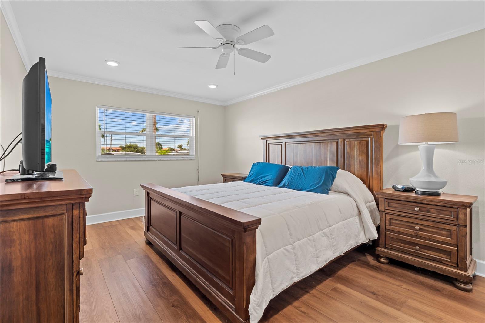 Image 18 of 61 For 19029 Us Highway 19 N Apt #33a