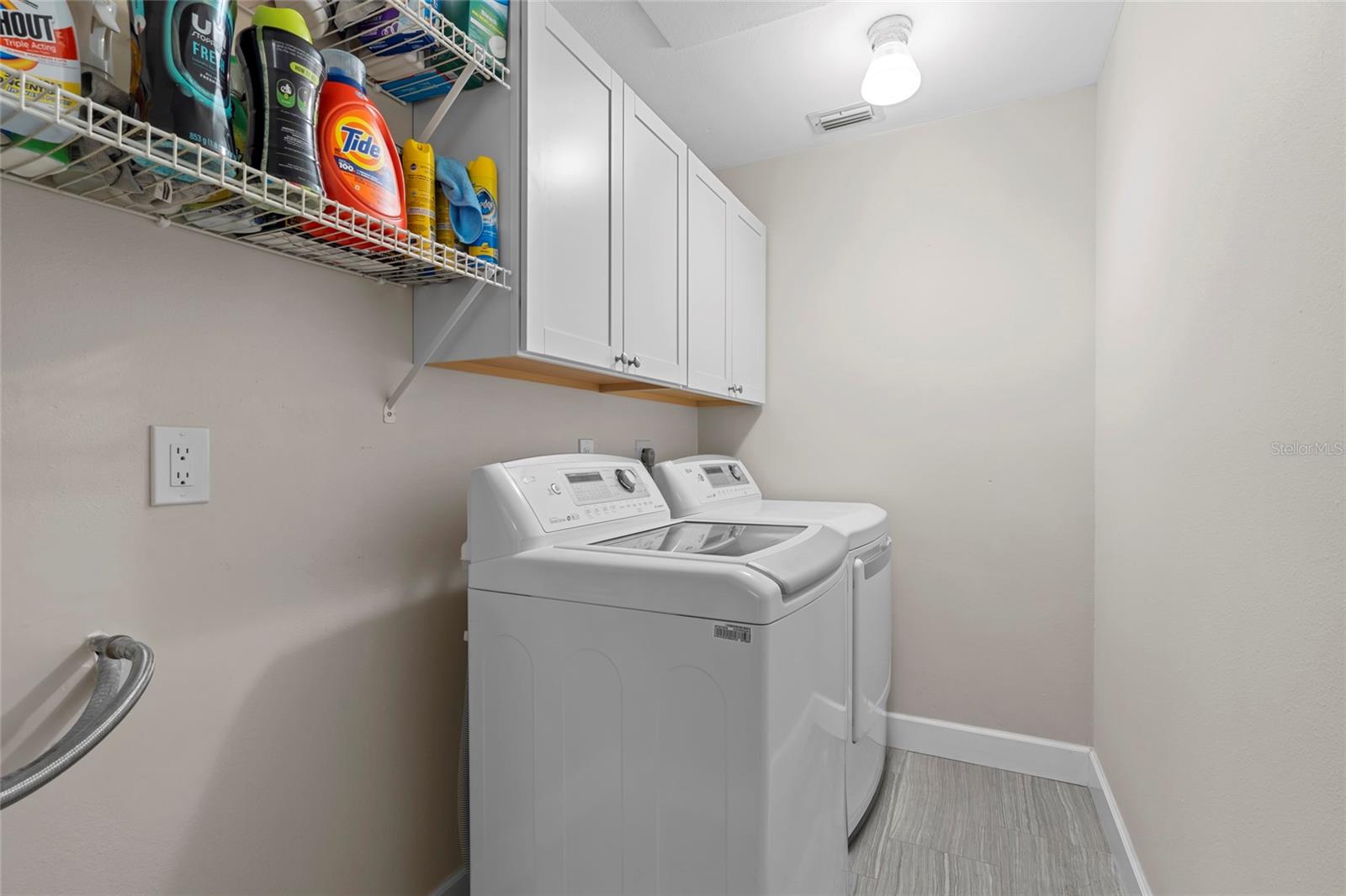 Image 28 of 61 For 19029 Us Highway 19 N Apt #33a