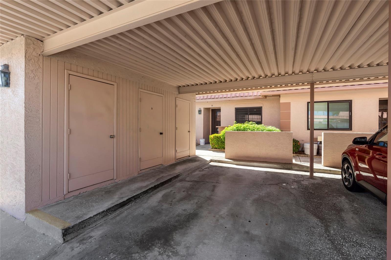 Image 31 of 61 For 19029 Us Highway 19 N Apt #33a