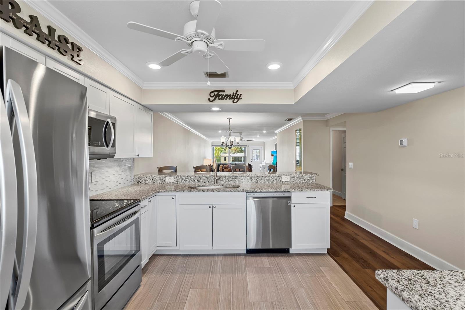 Image 4 of 61 For 19029 Us Highway 19 N Apt #33a
