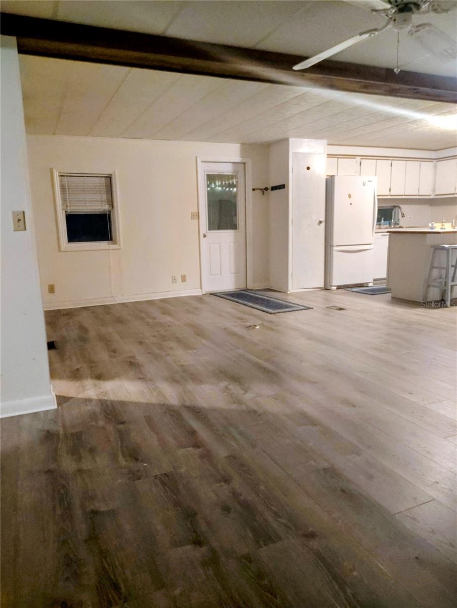 Image 23 of 35 For 6810 Alani Court