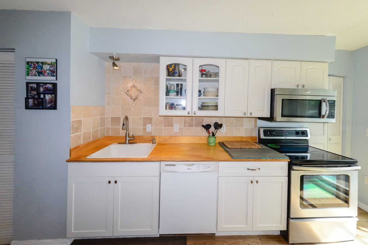 Image 18 of 47 For 273 Havana Road