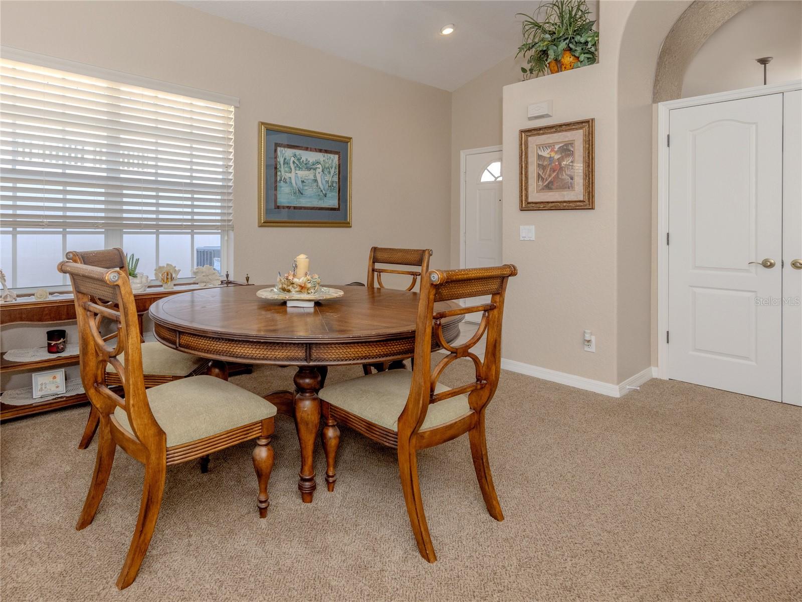 Image 10 of 47 For 1204 Berkshire Circle
