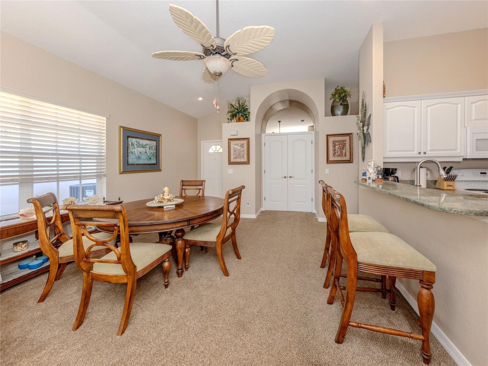 Image 9 of 47 For 1204 Berkshire Circle