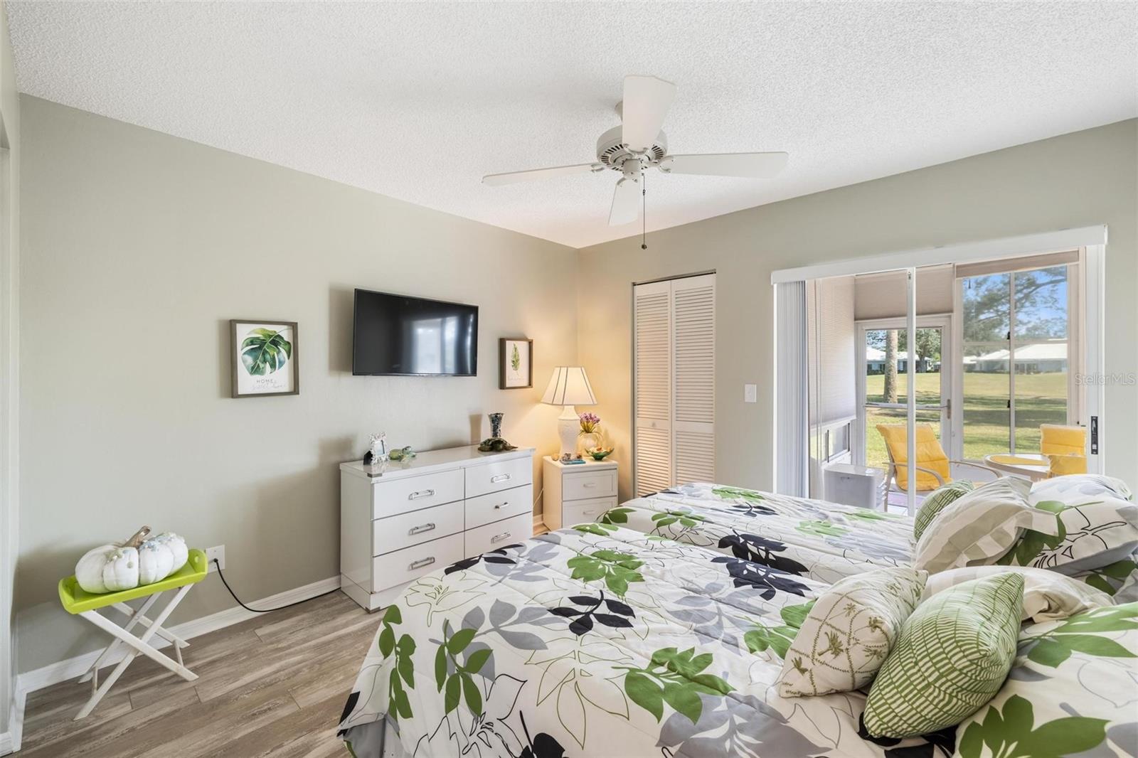 Image 21 of 31 For 276 Cerromar Way S 60