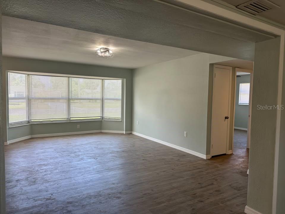 Image 12 of 15 For 251 Shamrock Boulevard