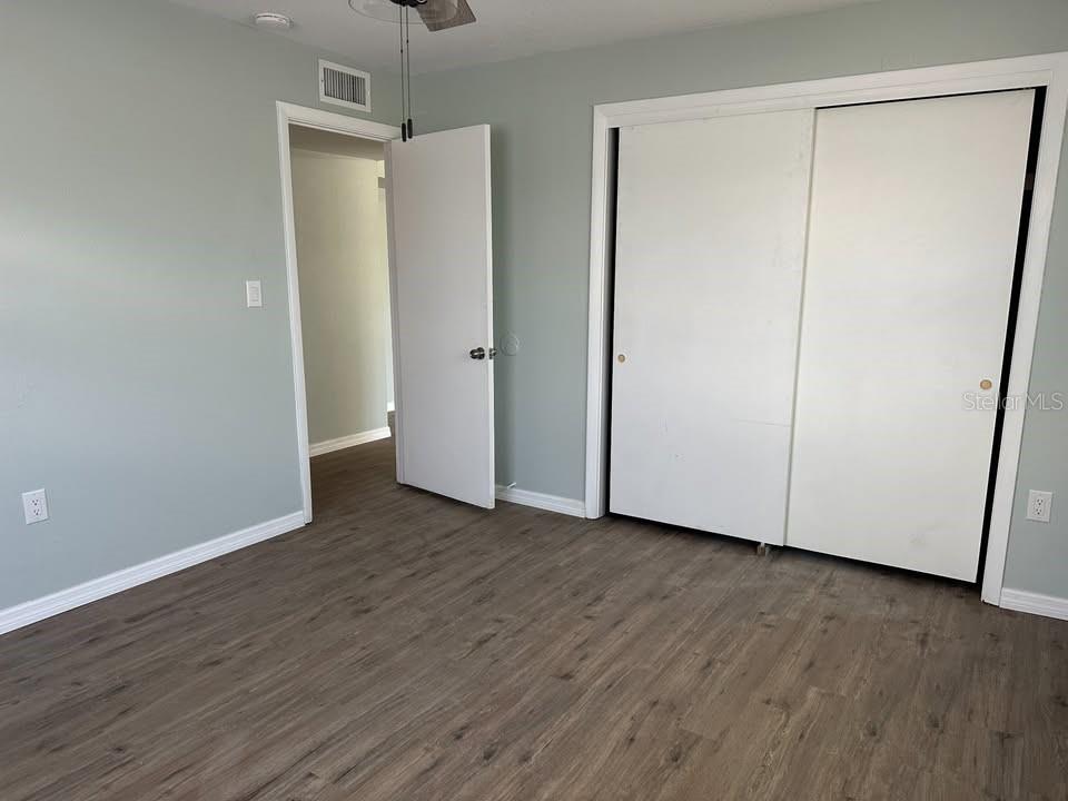 Image 13 of 15 For 251 Shamrock Boulevard