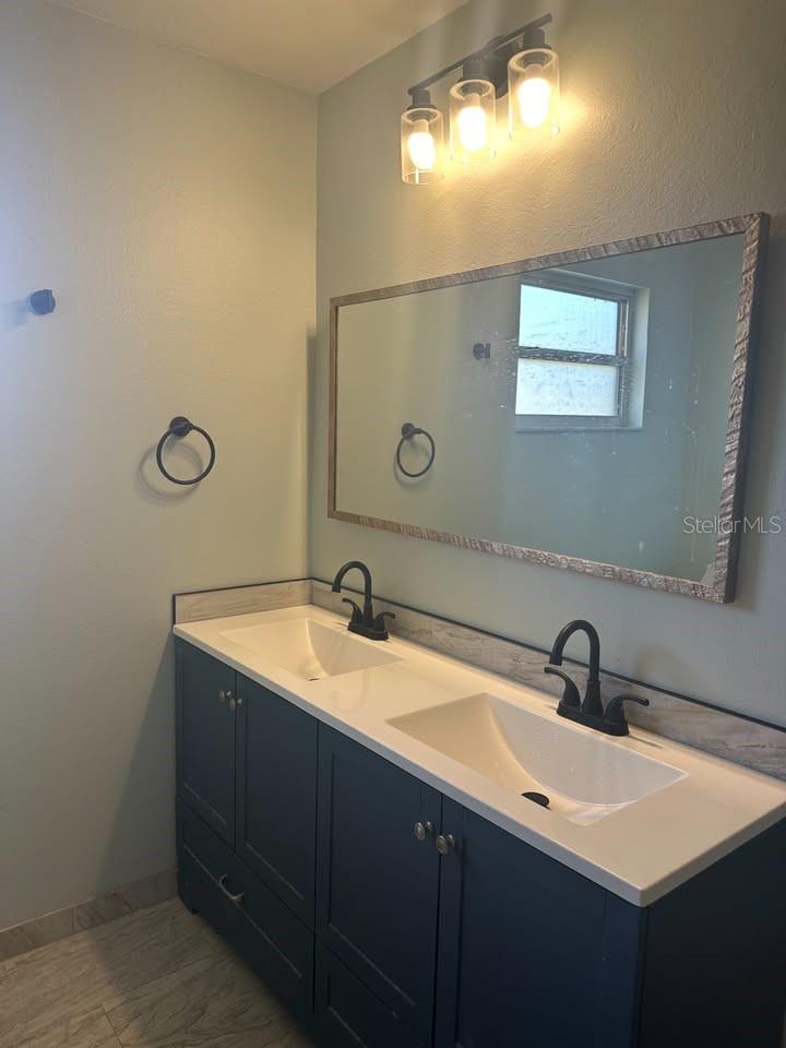 Image 7 of 15 For 251 Shamrock Boulevard