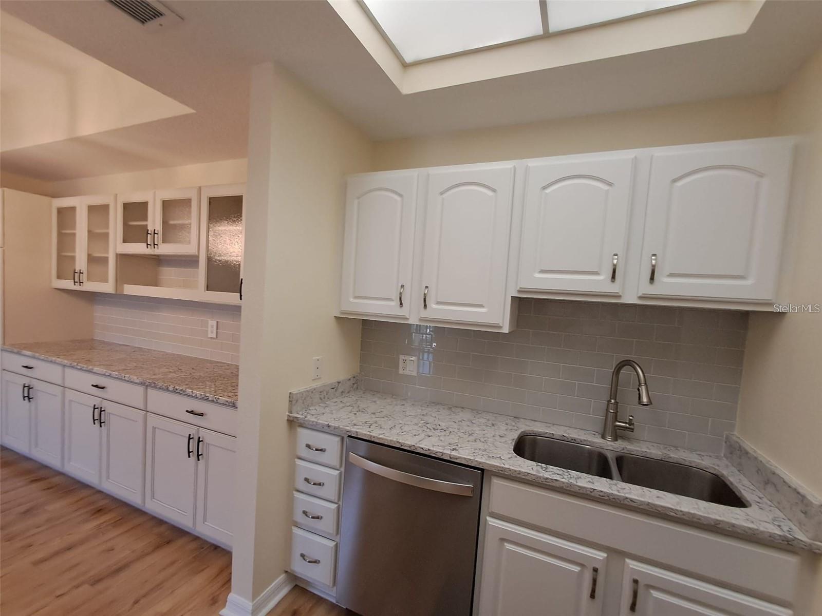 Image 15 of 39 For 3730 Cadbury Circle 400