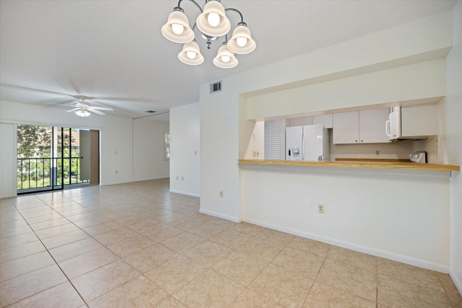Image 8 of 22 For 638 Bird Bay Drive E 212
