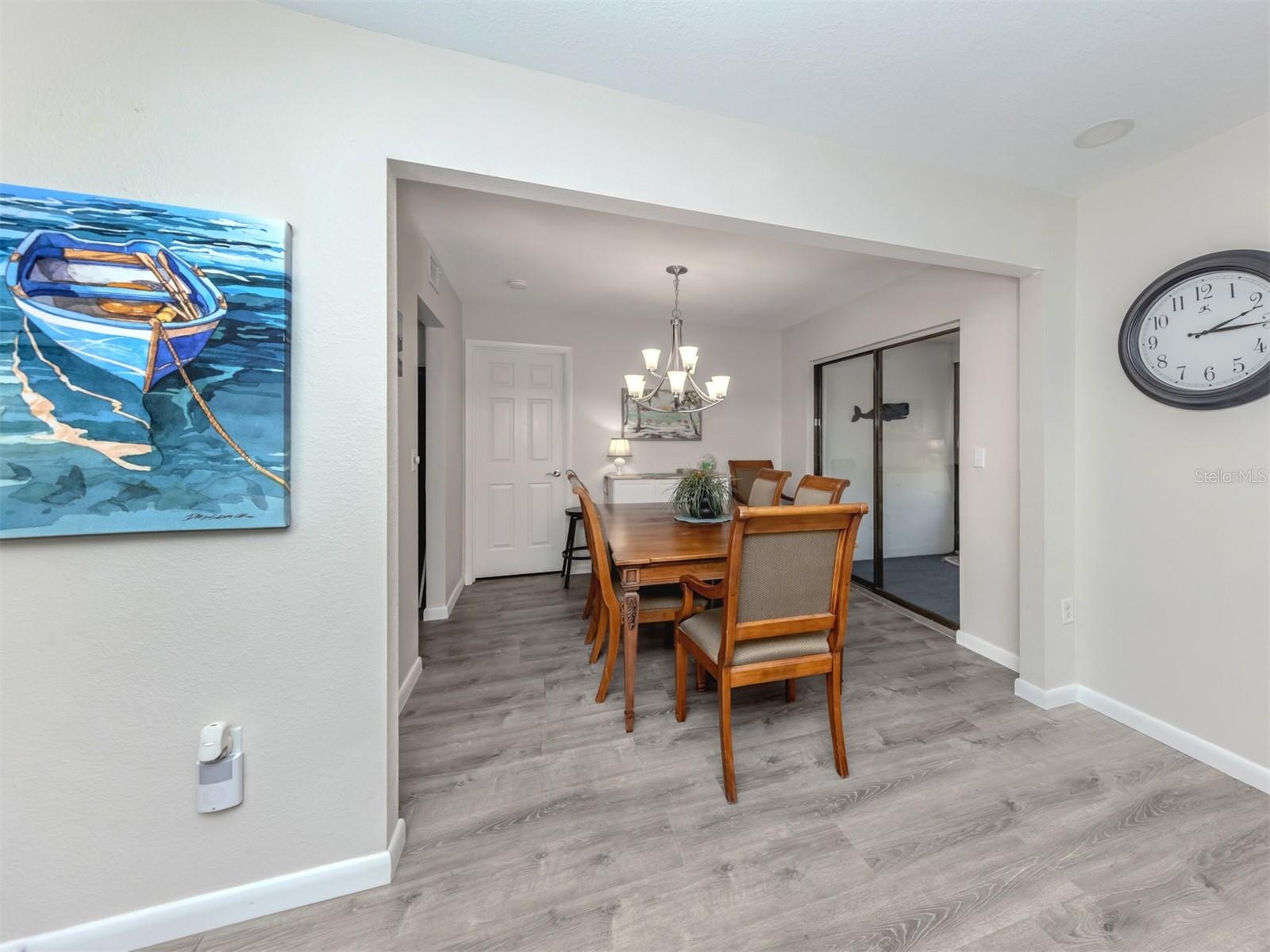 Image 6 of 28 For 1712 Lakeside Drive 1712-b