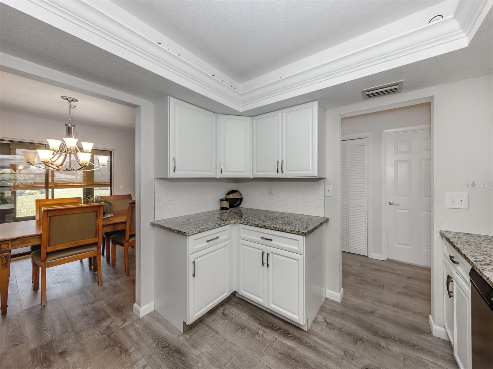 Image 7 of 28 For 1712 Lakeside Drive 1712-b