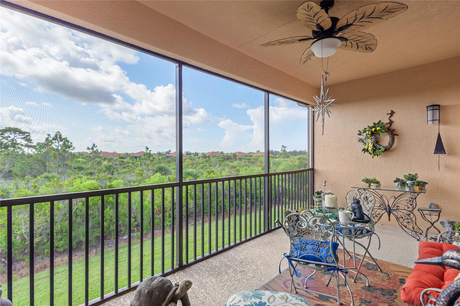 Image 11 of 58 For 10035 Crooked Creek Drive 202