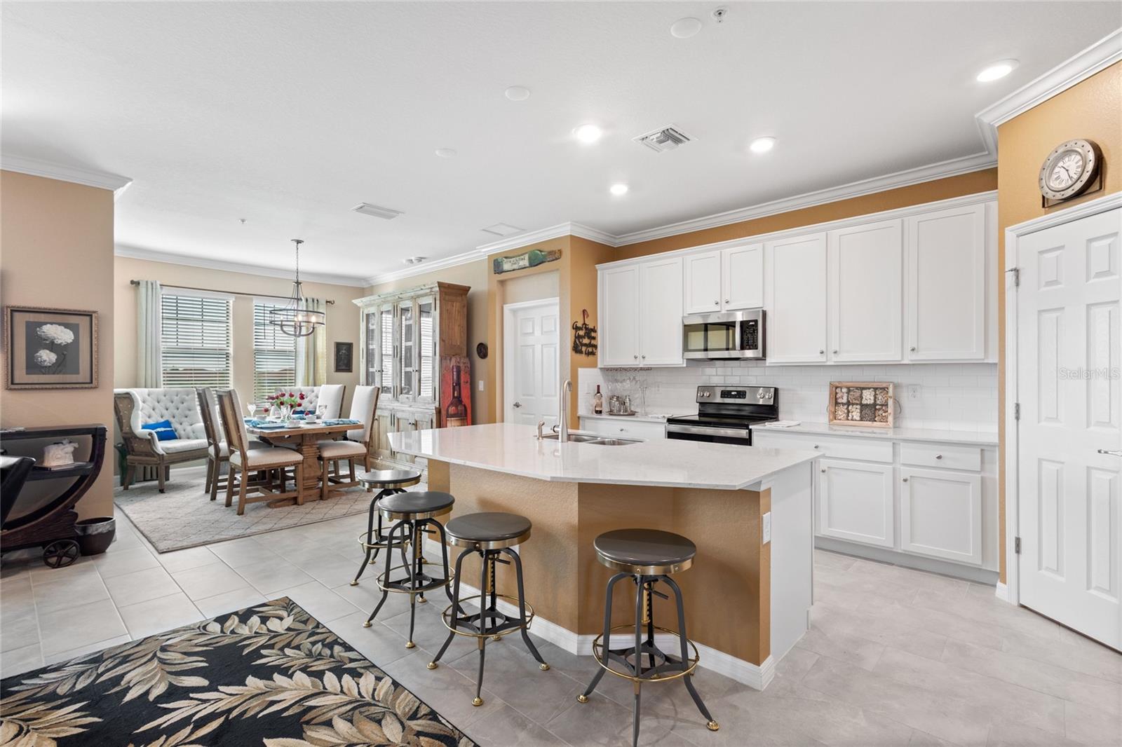 Image 14 of 58 For 10035 Crooked Creek Drive 202