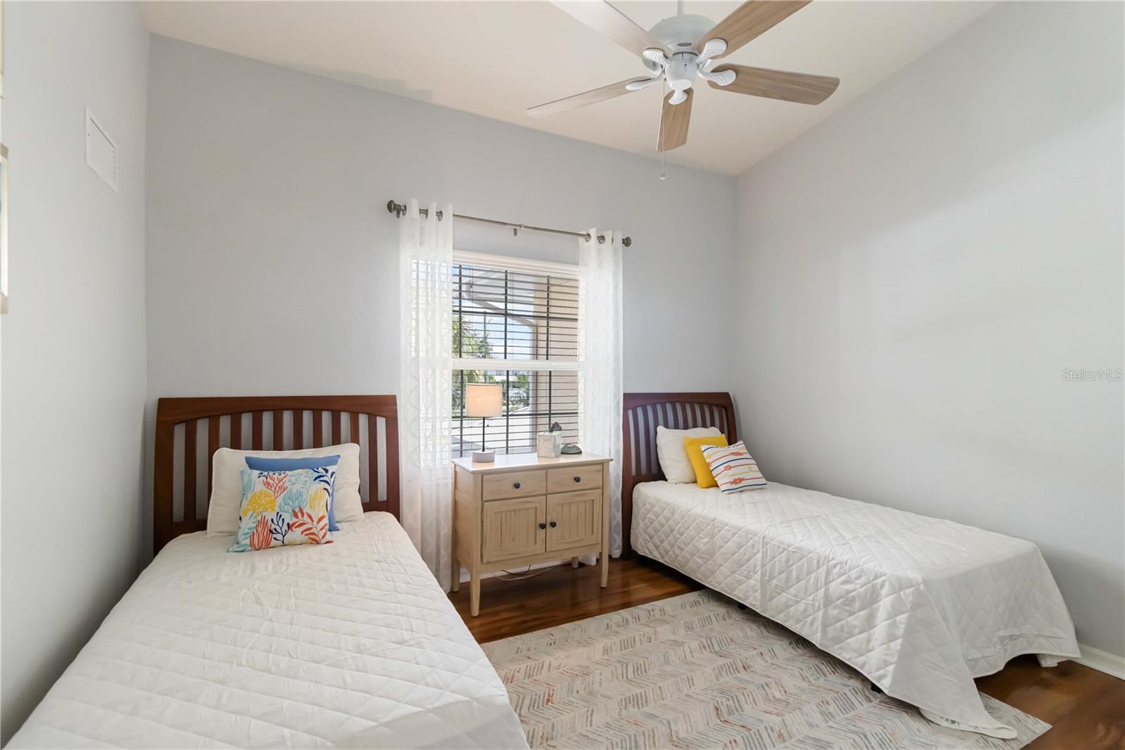 Image 33 of 62 For 26397 Nadir Road 203