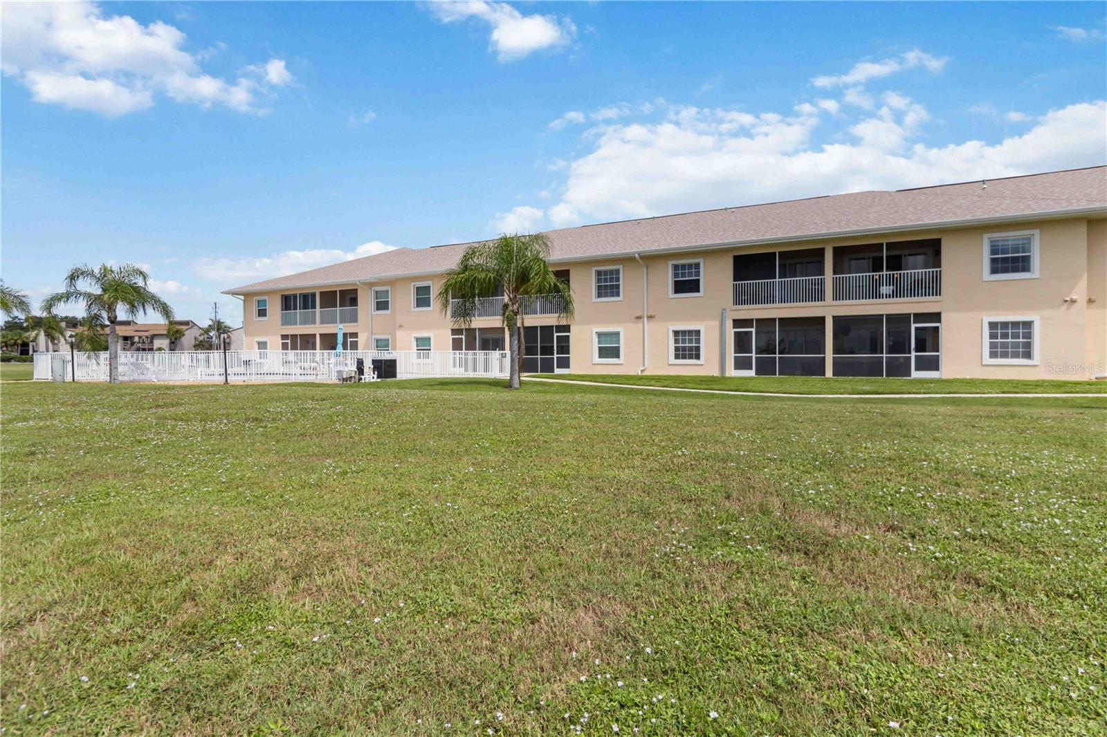 Image 45 of 62 For 26397 Nadir Road 203