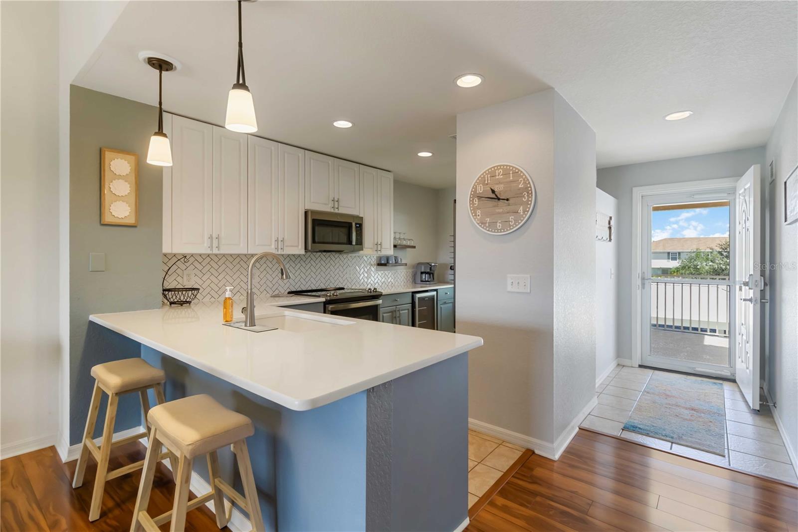 Image 7 of 62 For 26397 Nadir Road 203