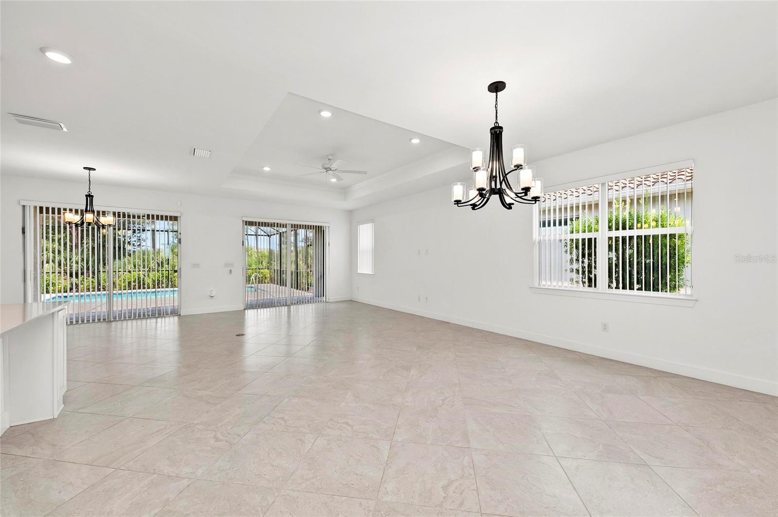Image 12 of 72 For 9982 Beachwalk Drive