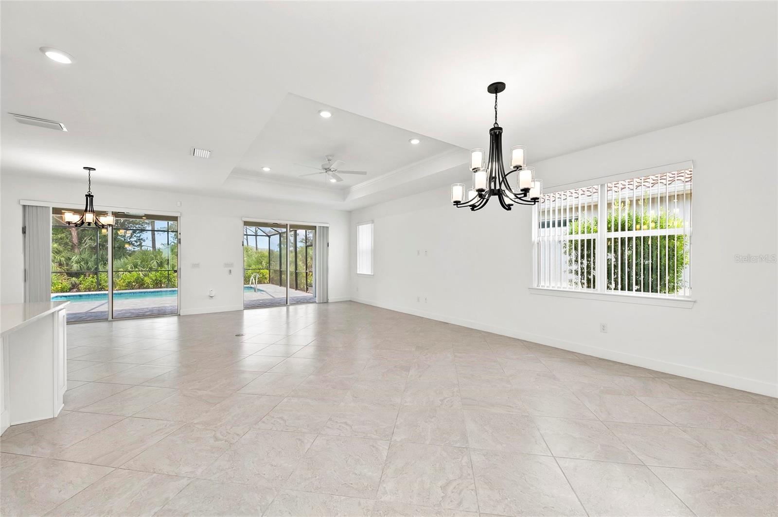 Image 13 of 72 For 9982 Beachwalk Drive