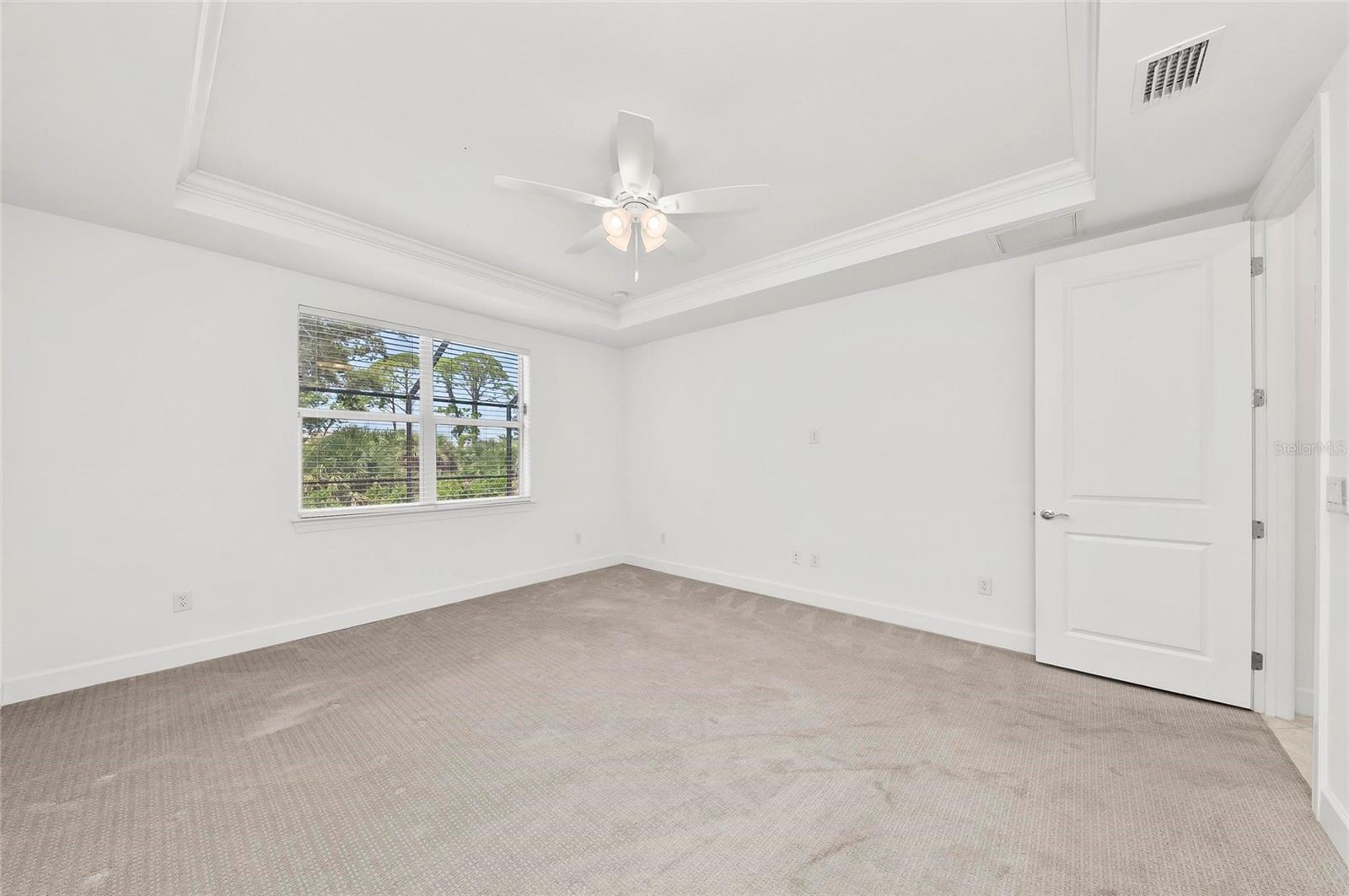 Image 31 of 72 For 9982 Beachwalk Drive