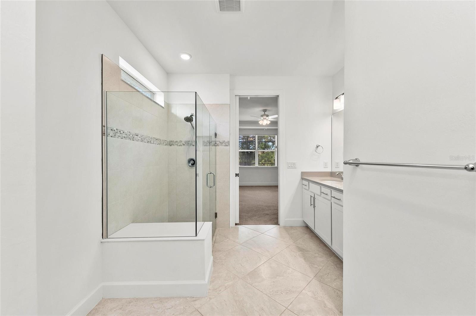 Image 34 of 72 For 9982 Beachwalk Drive