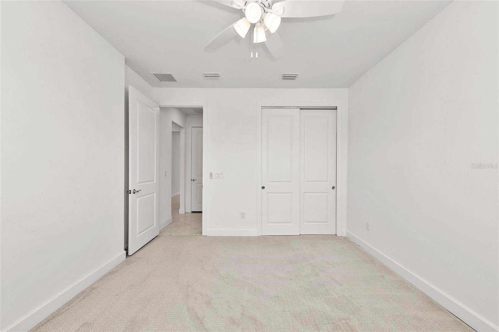 Image 38 of 72 For 9982 Beachwalk Drive