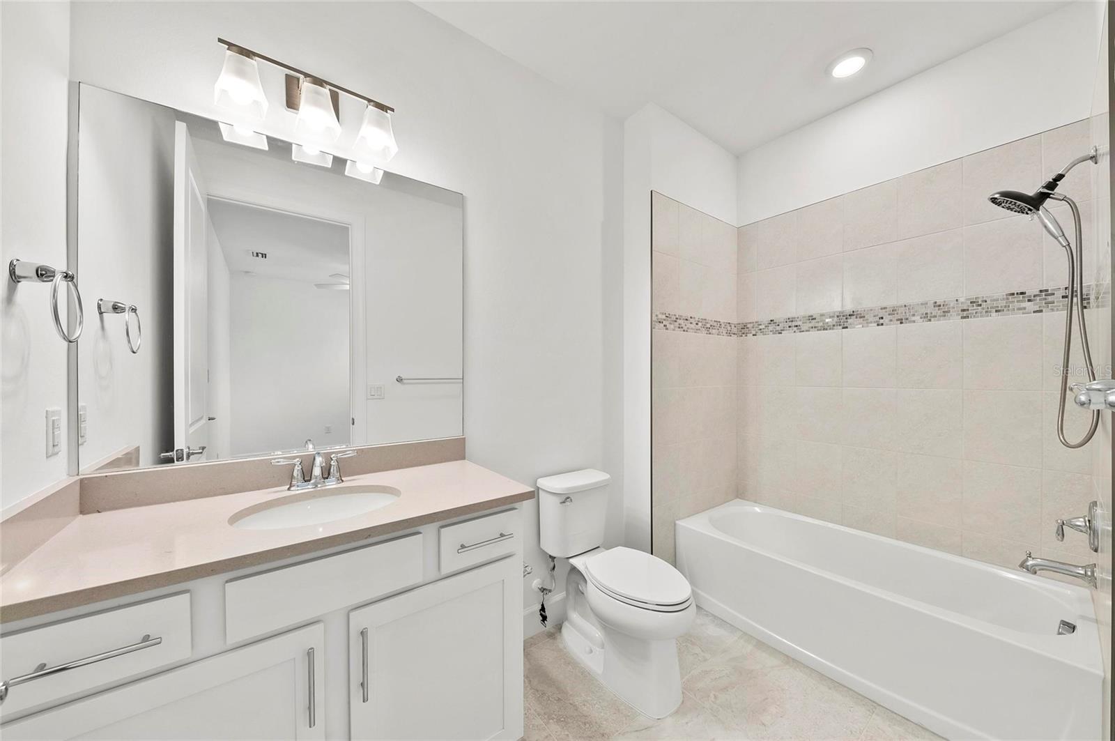 Image 43 of 72 For 9982 Beachwalk Drive