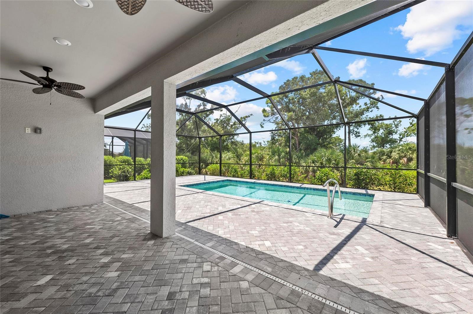 Image 50 of 72 For 9982 Beachwalk Drive
