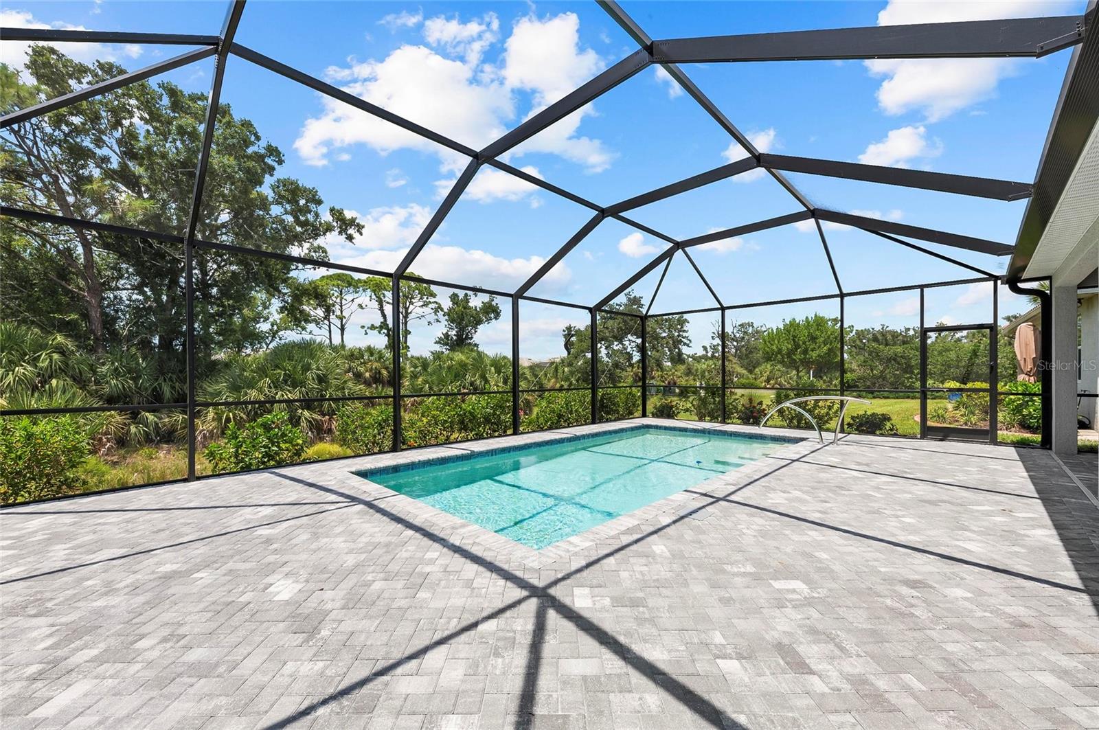 Image 52 of 72 For 9982 Beachwalk Drive
