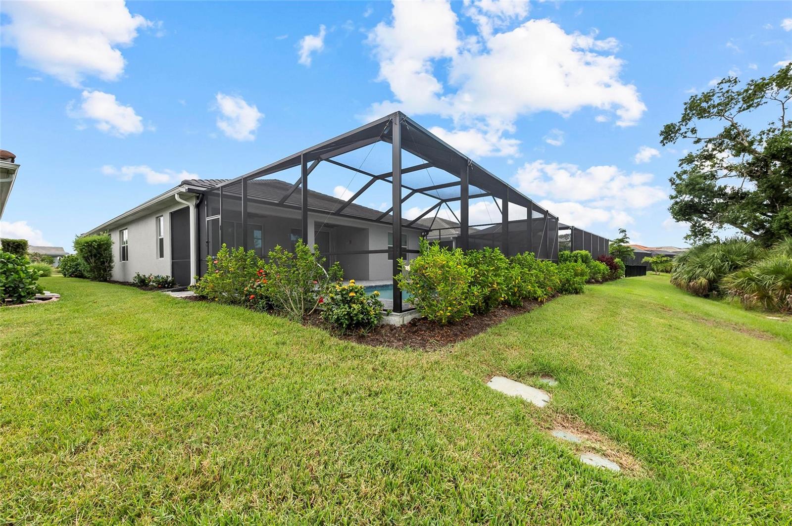 Image 57 of 72 For 9982 Beachwalk Drive