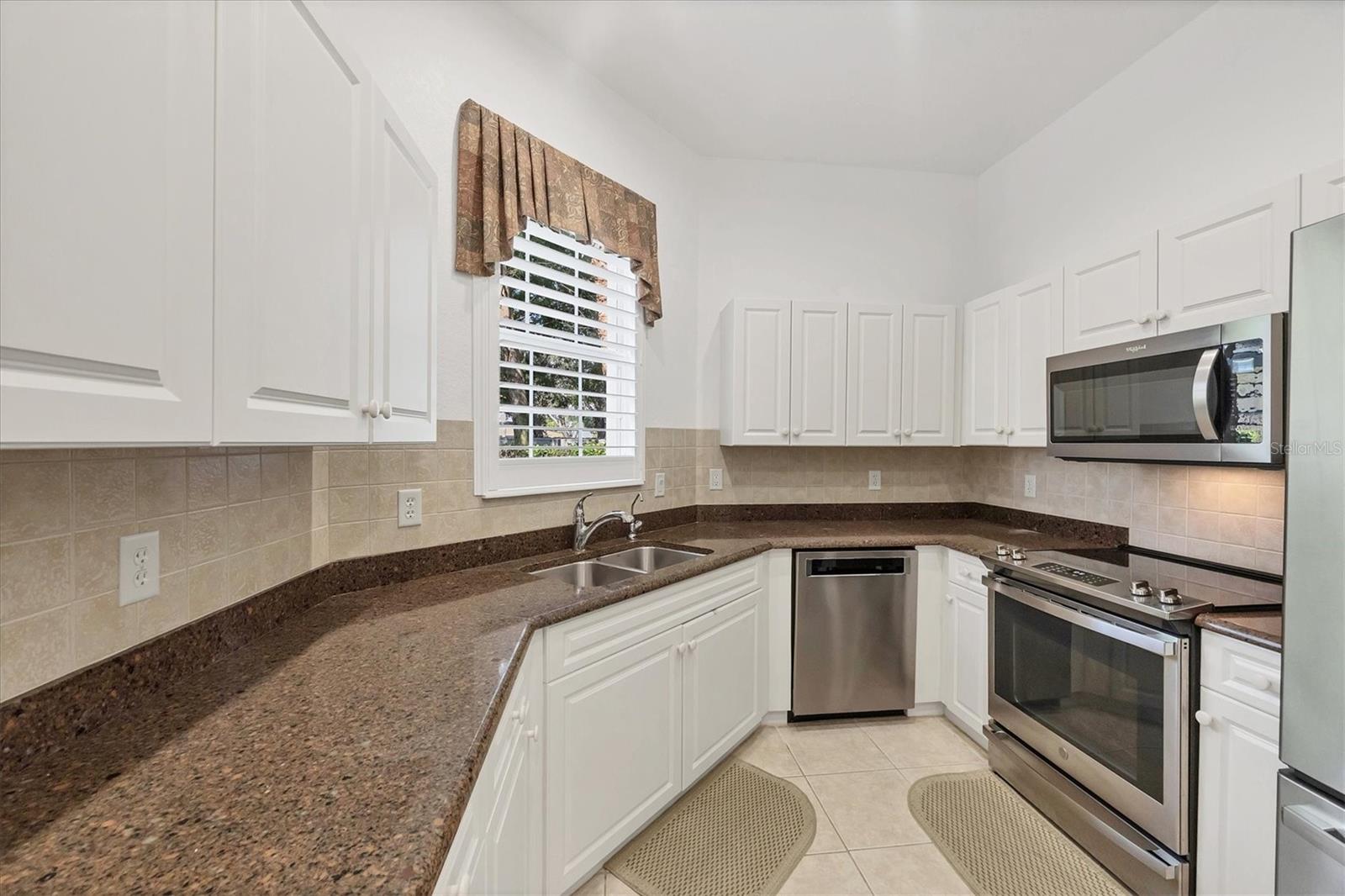 Image 18 of 43 For 1802 Triano Circle 1802