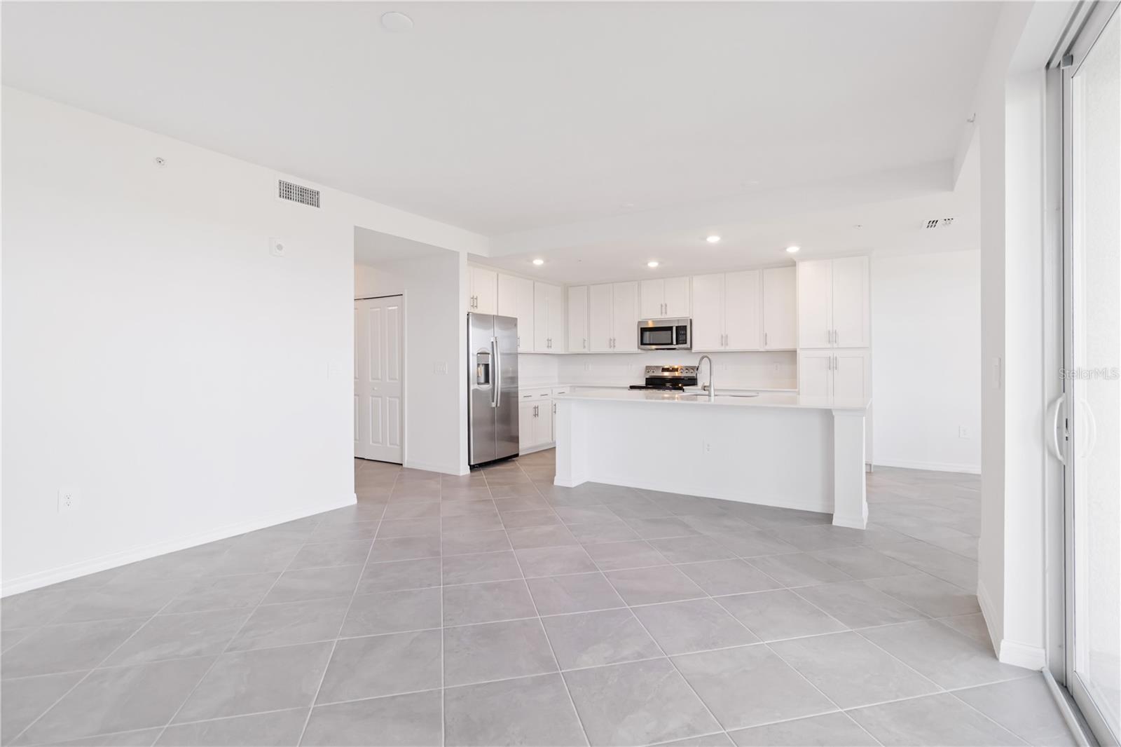 Image 12 of 32 For 17565 Opal Sand Drive 207
