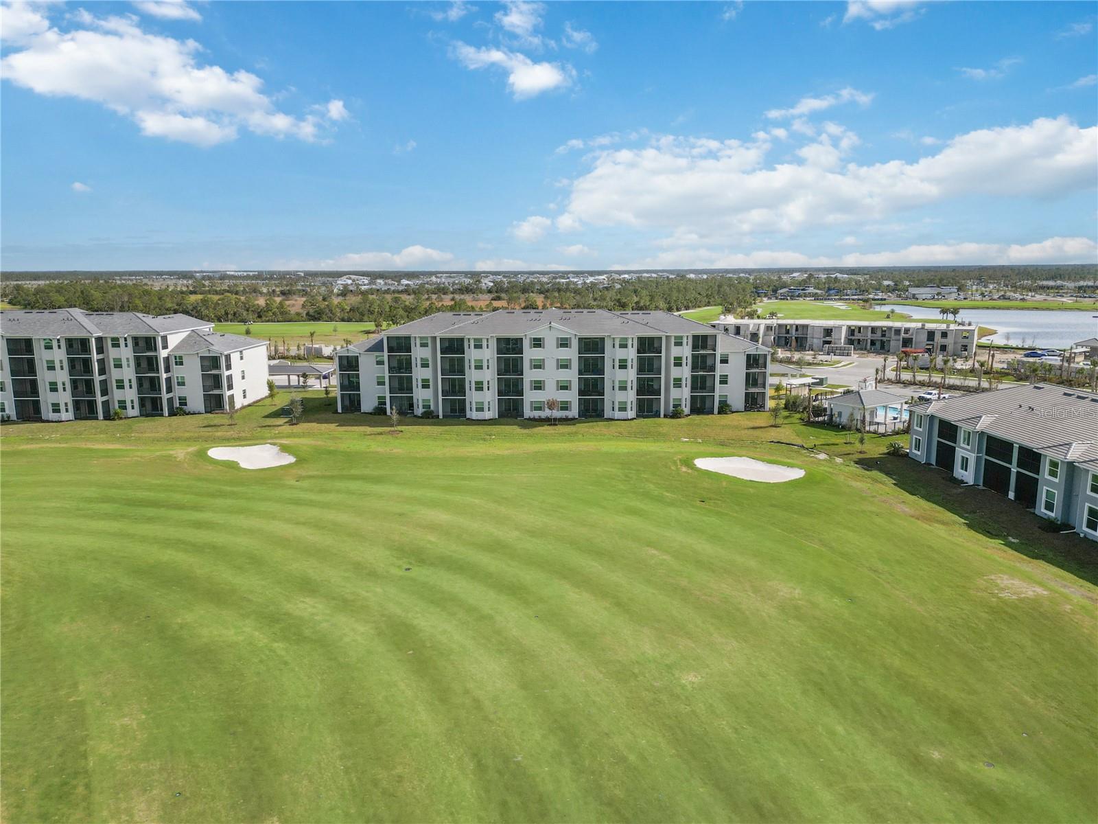 Image 28 of 32 For 17565 Opal Sand Drive 207