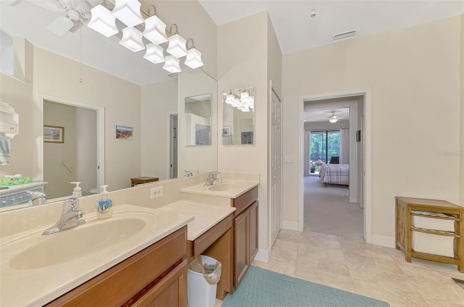 Image 32 of 76 For 20636 Capello Drive