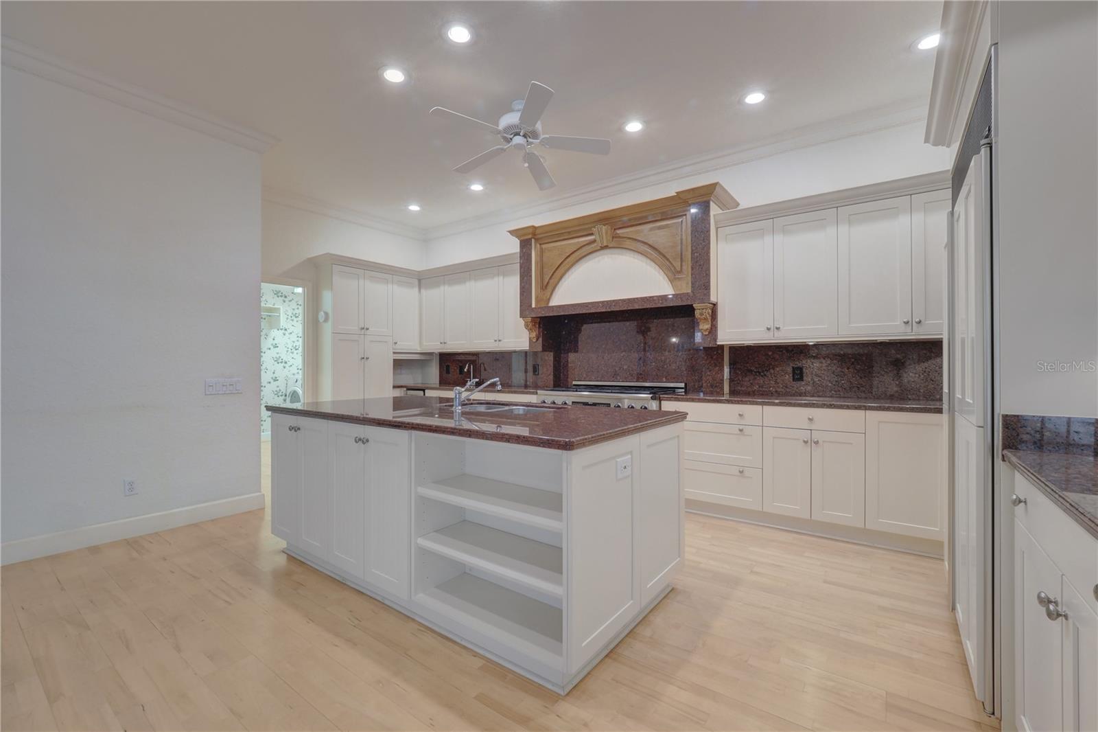 Image 10 of 78 For 304 Tortuga Drive