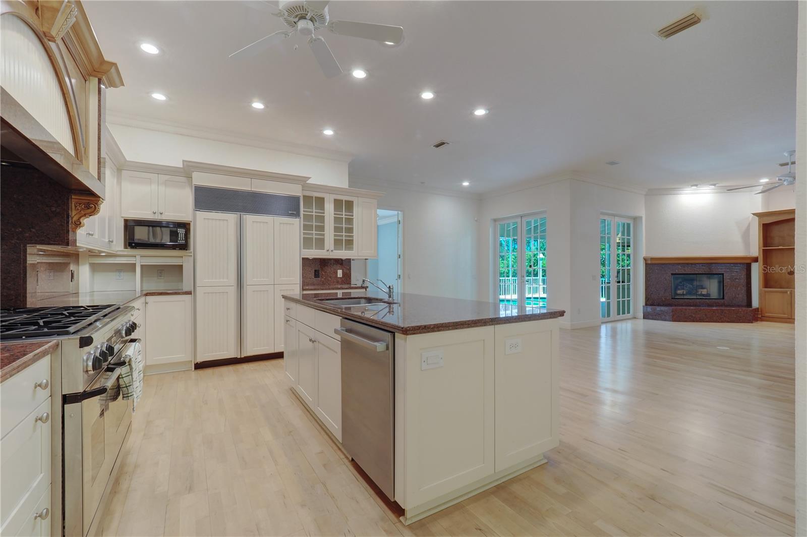 Image 11 of 78 For 304 Tortuga Drive