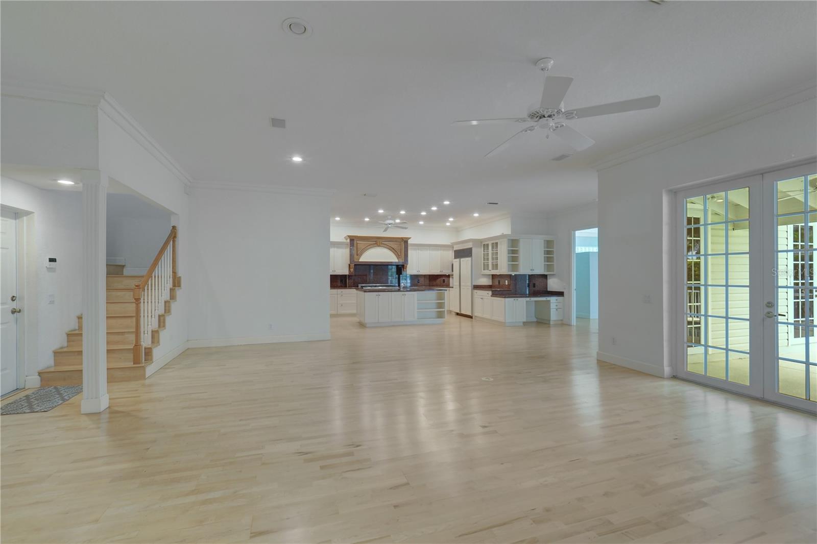Image 13 of 78 For 304 Tortuga Drive