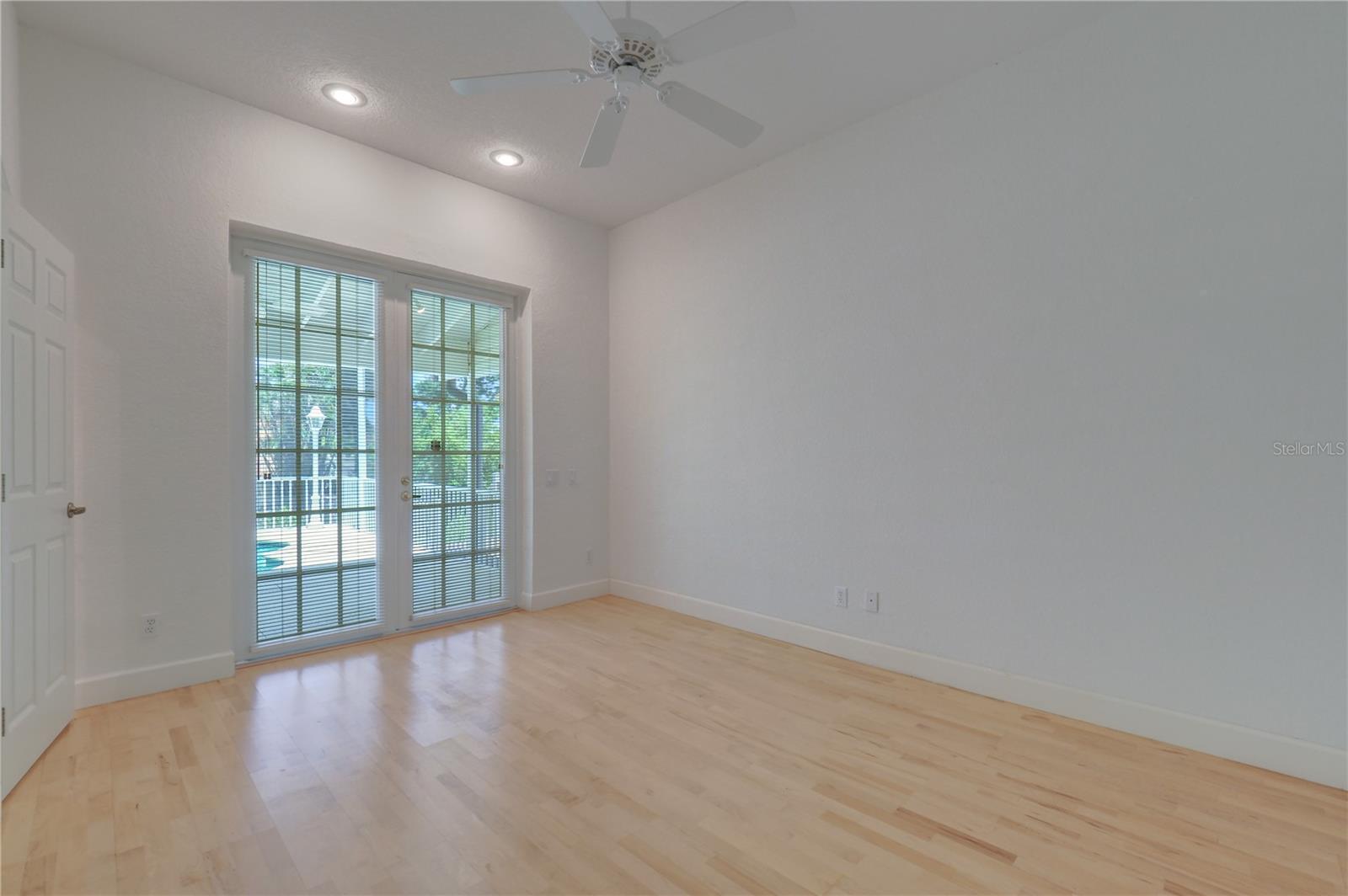 Image 30 of 78 For 304 Tortuga Drive
