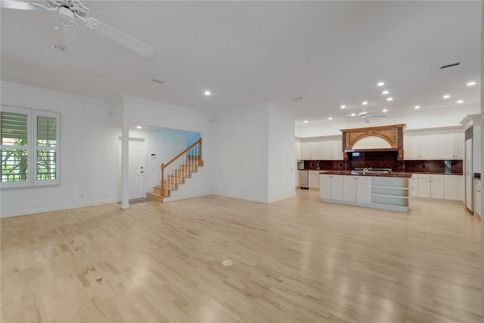 Image 8 of 78 For 304 Tortuga Drive