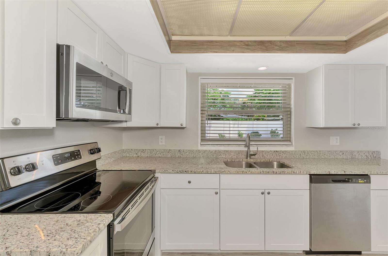 Image 17 of 39 For 8190 Porto Chico Avenue