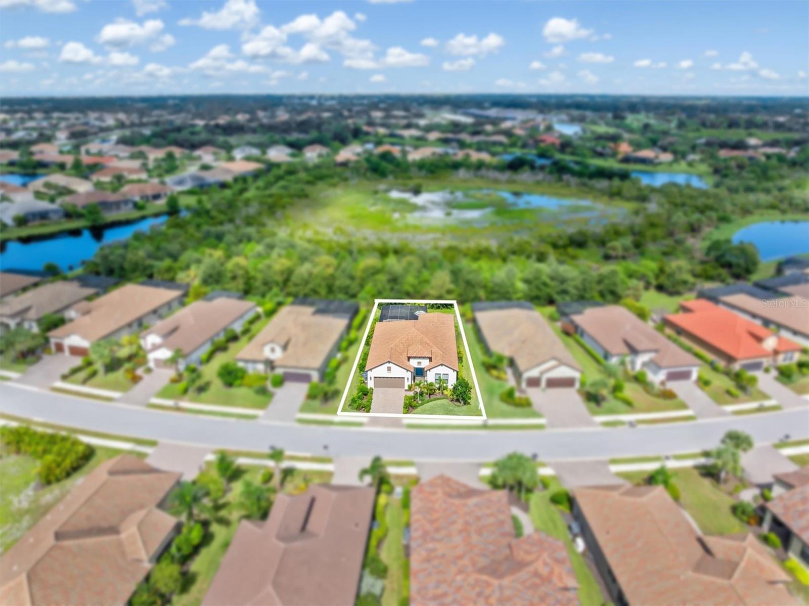Image 28 of 43 For 26846 Weiskopf Drive