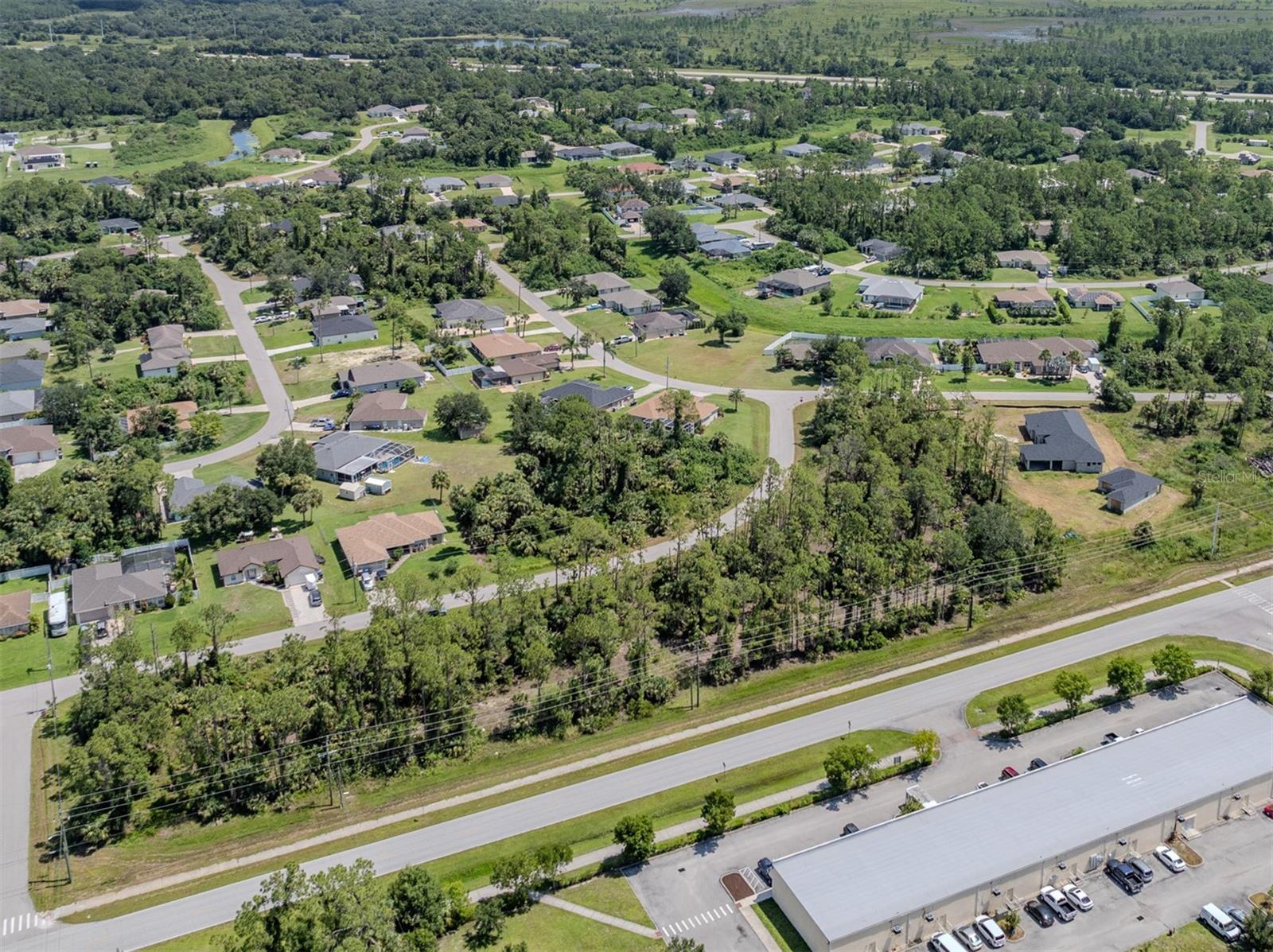 Image 8 of 8 For Magenta Avenue