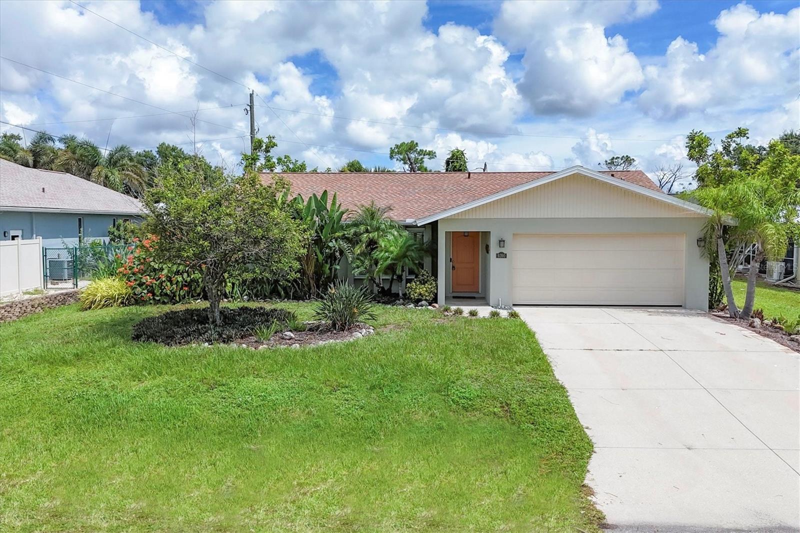 Image 2 of 40 For 9390 Heartwellville Avenue