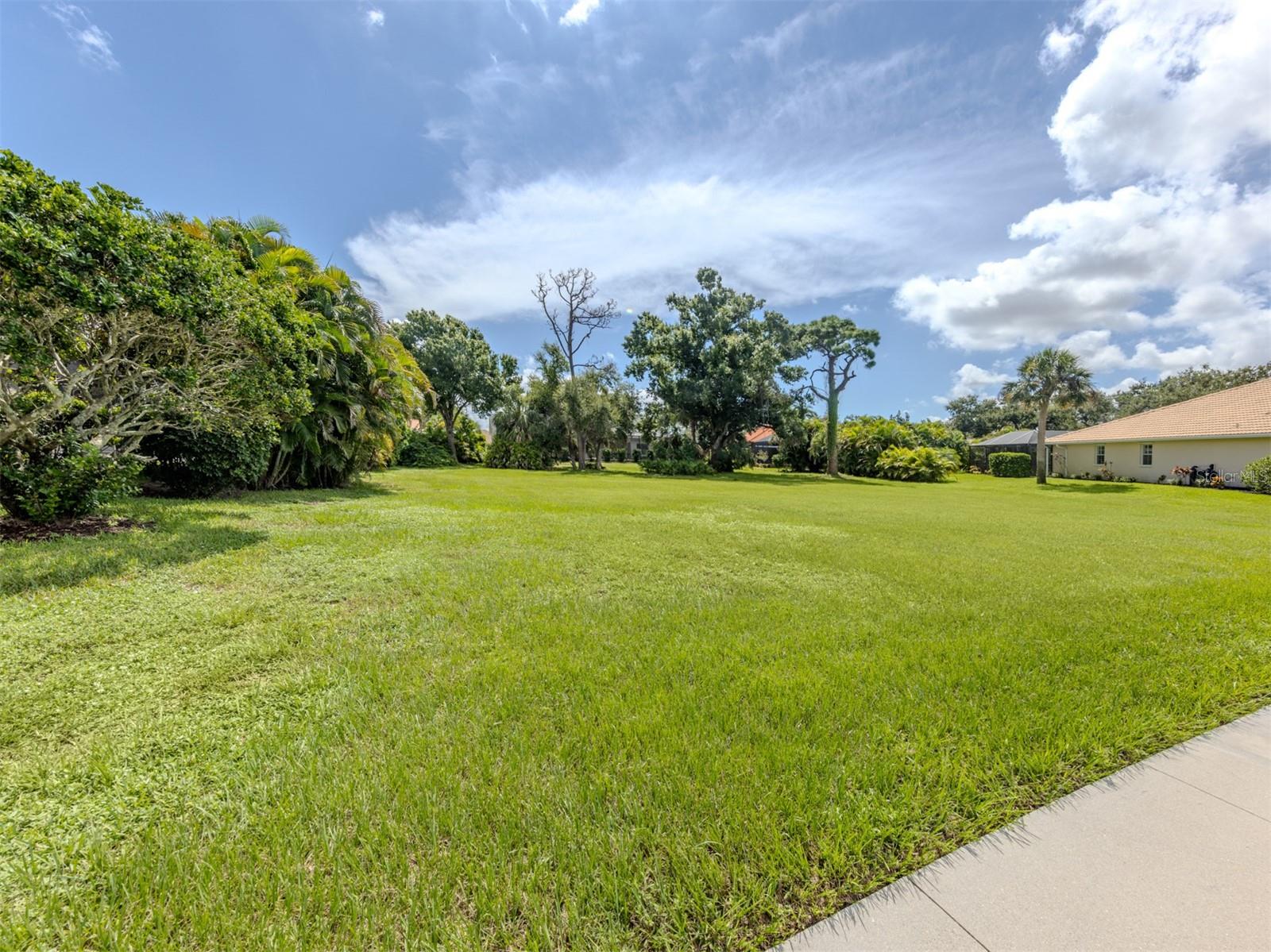Image 8 of 30 For Sorrento Woods Boulevard