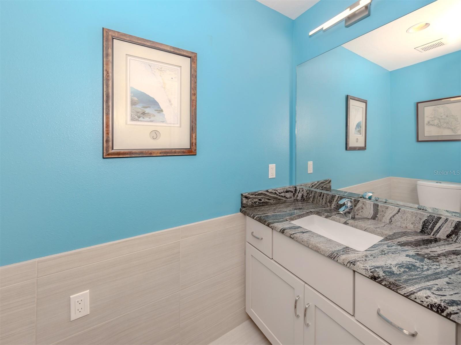 Image 23 of 61 For 515 Everglades Drive